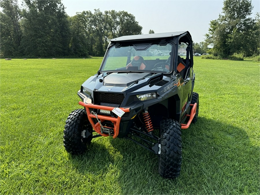 2019 Polaris GENERAL 1000 EPS Base