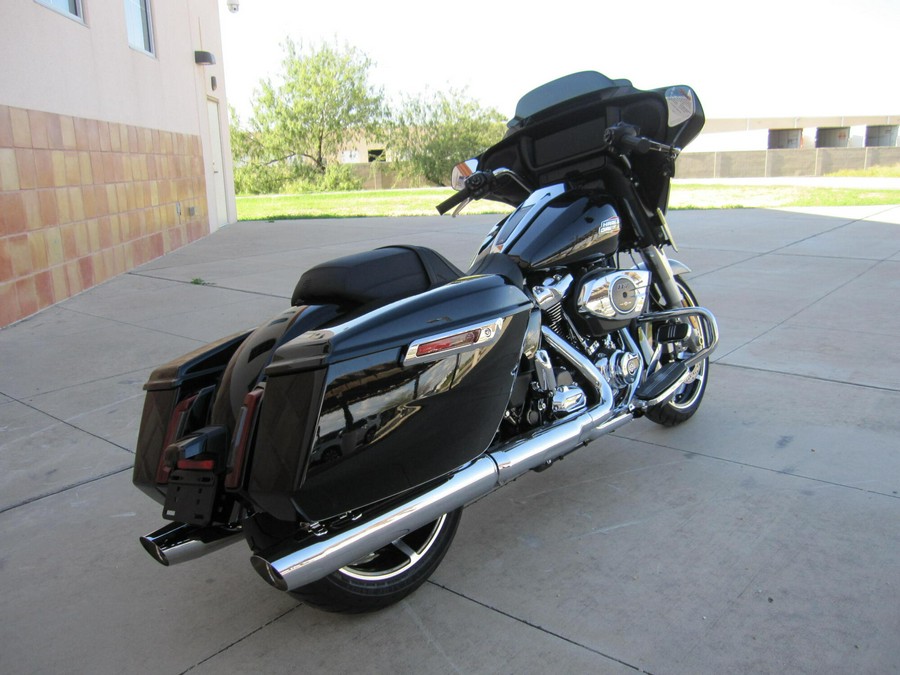 2026 Harley-Davidson Street Glide VIVID BLACK