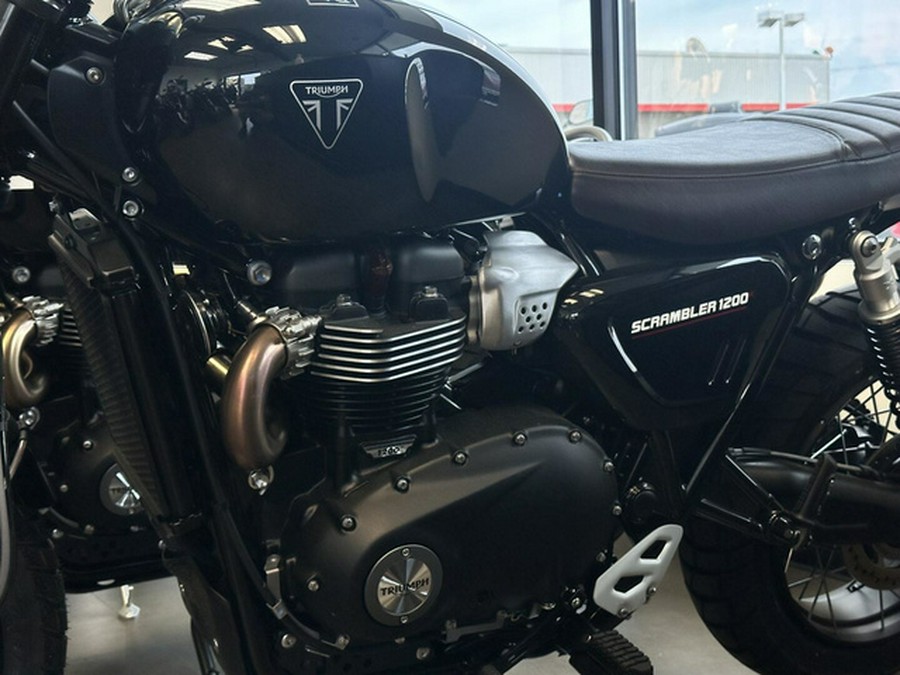 2024 Triumph SCRAMBLER X