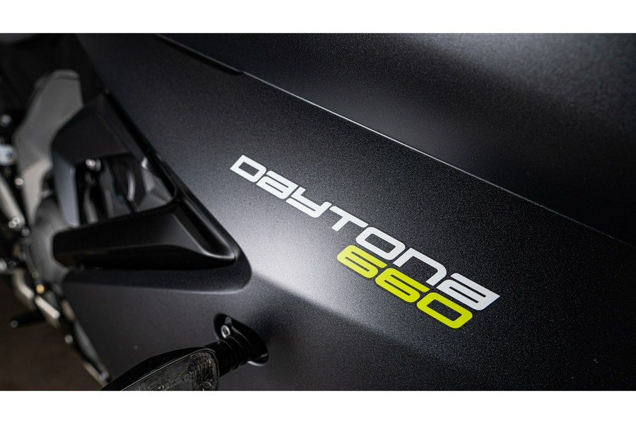 2025 Triumph Daytona 660