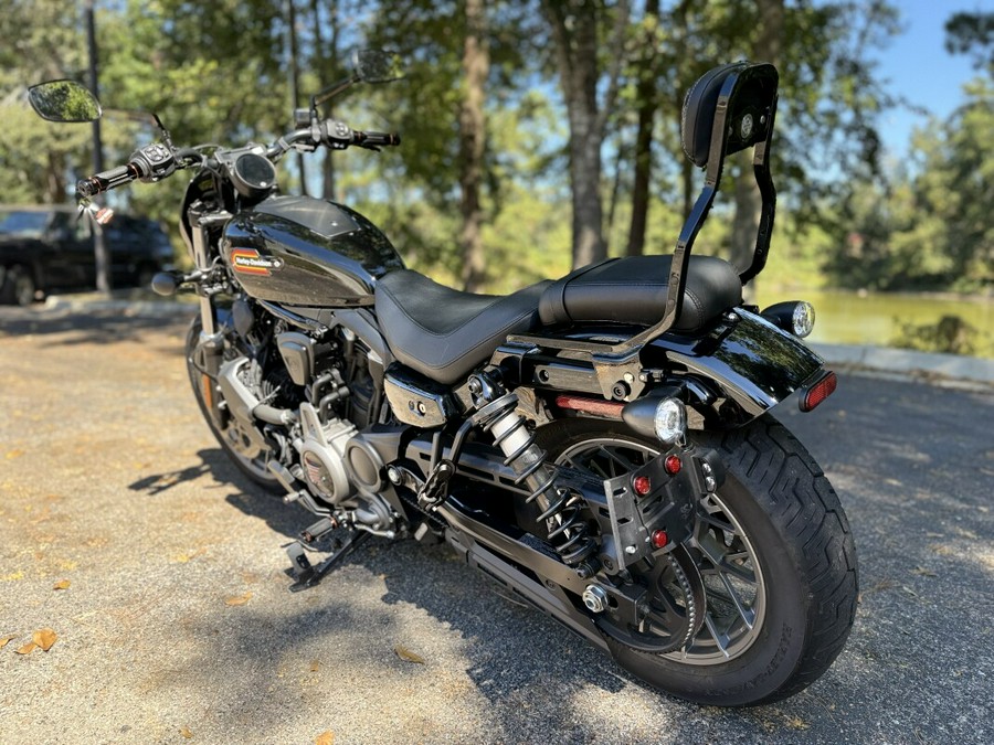 RH975S 2023 Nightster™ Special