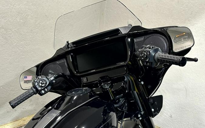 2026 Harley-Davidson® Street Glide Limited Vivid Black