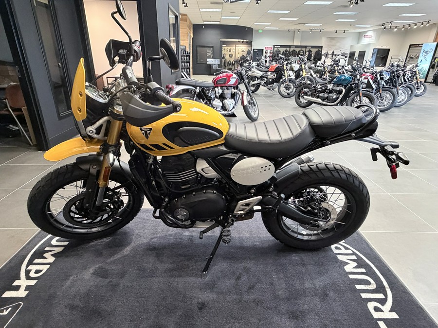 2026 Triumph Scrambler 400 XC