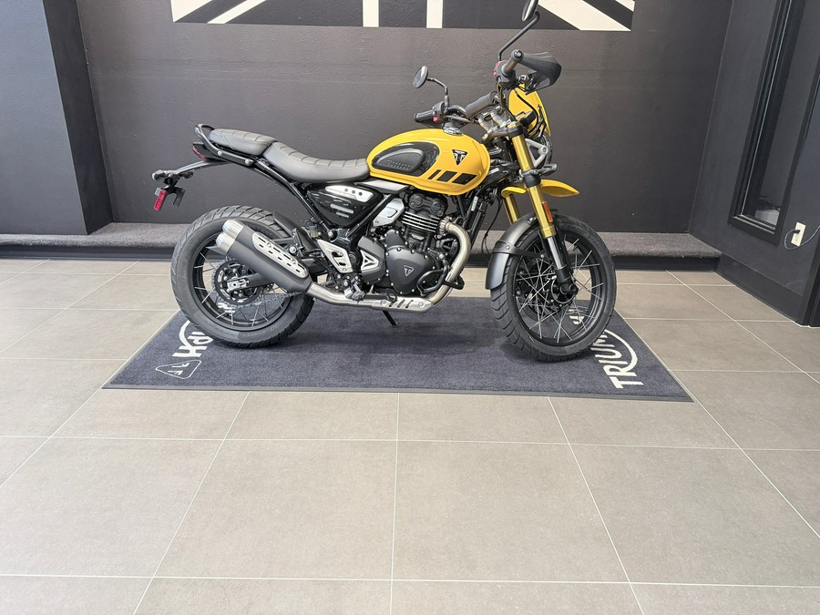 2026 Triumph Scrambler 400 XC