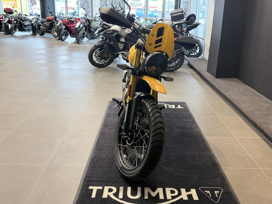 2026 Triumph Scrambler 400 XC