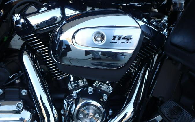 2024 Harley-Davidson Tri Glide Ultra FLHTCUTG