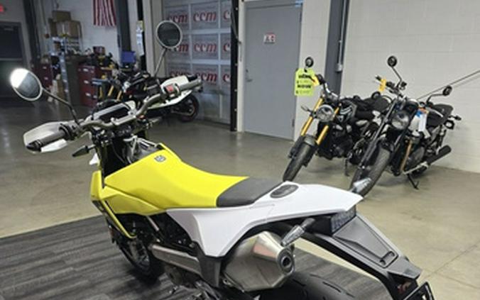 2026 Husqvarna Supermoto 701