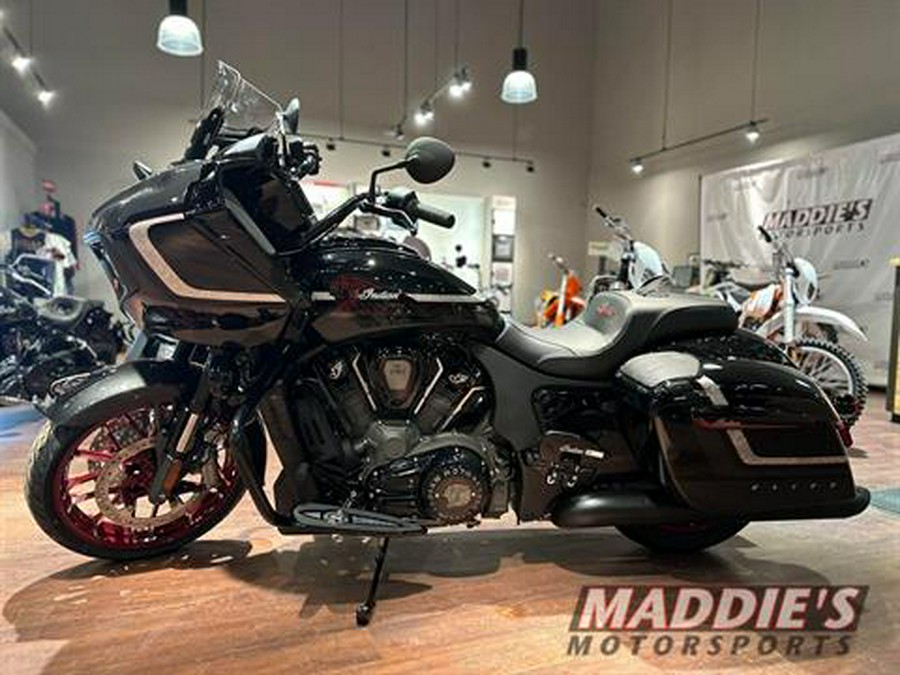 2024 Indian Motorcycle Challenger® Elite