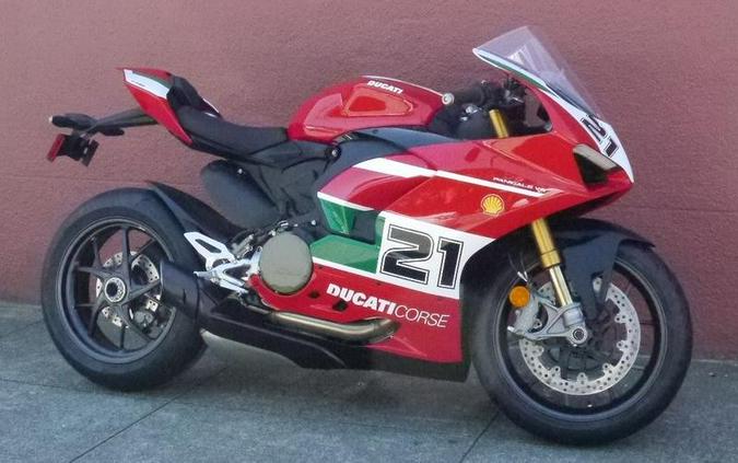 2024 Ducati Panigale V2 Bayliss 1st Championship Livery