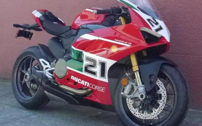 2024 Ducati Panigale V2 Bayliss 1st Championship Livery