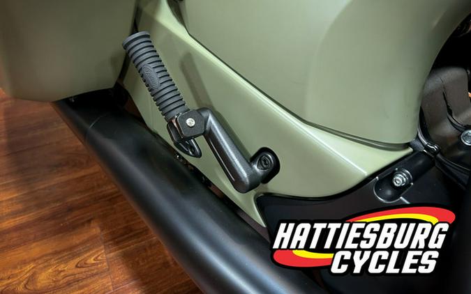 2025 Indian Springfield Dark Horse Moss Green Smoke