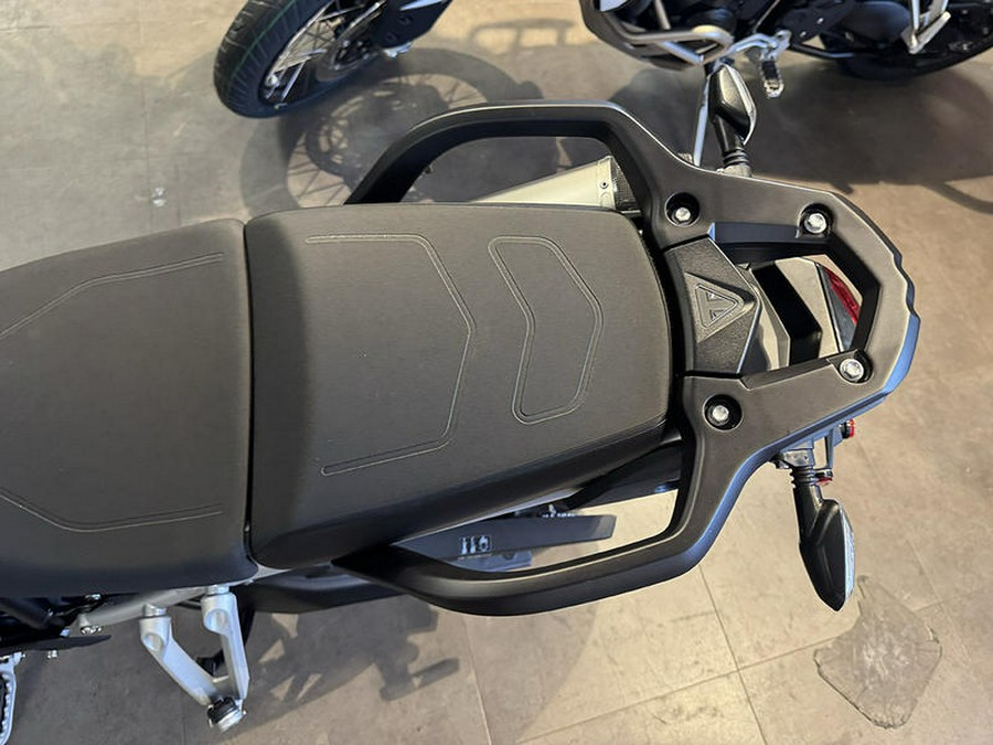 2026 Triumph Tiger 900 Alpine Edition