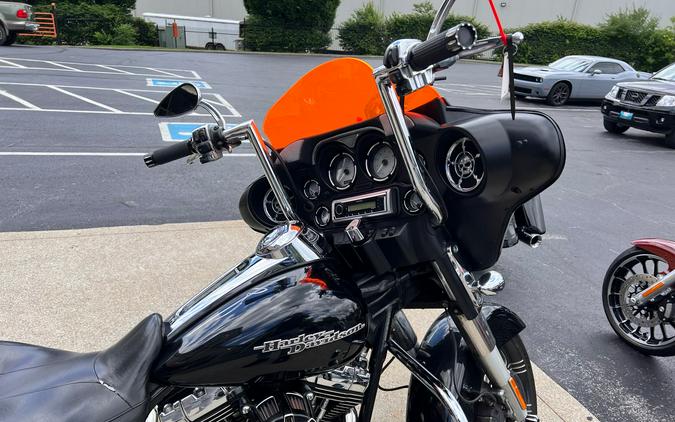 2013 Harley-Davidson FLHX