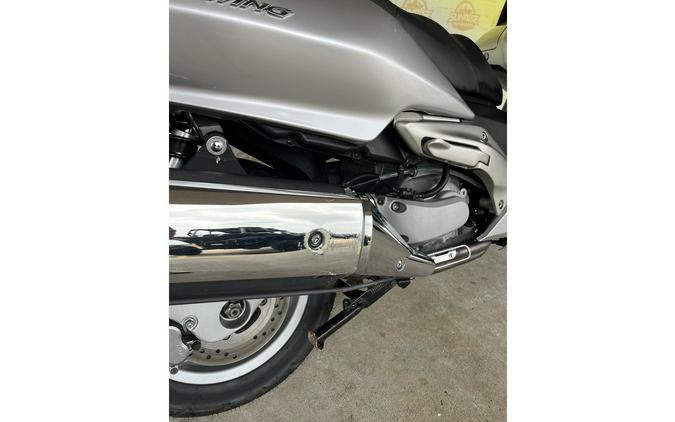 2004 Honda Silver Wing Base