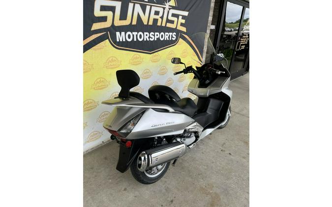 2004 Honda Silver Wing Base