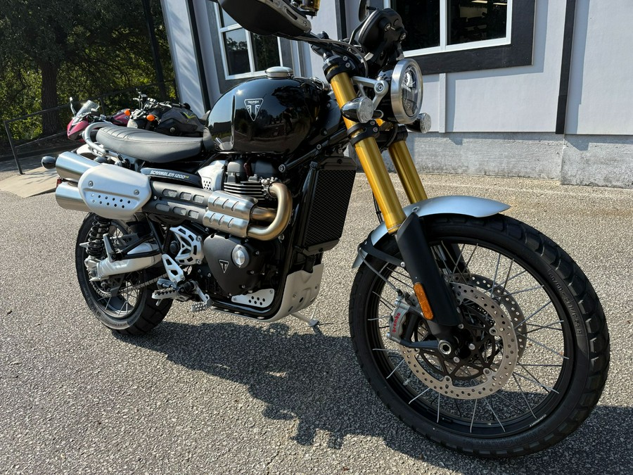 2025 Triumph Scrambler 1200 XE