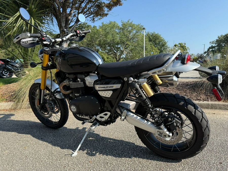 2025 Triumph Scrambler 1200 XE