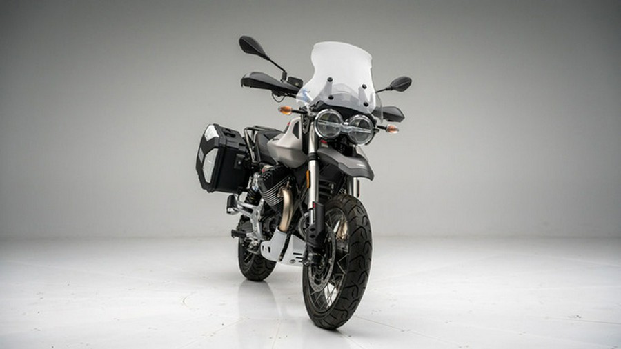 2023 Moto Guzzi V85 TT Travel