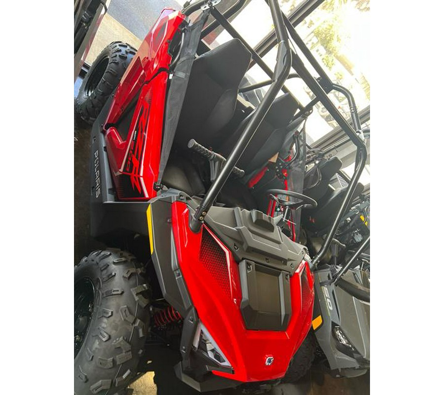 2025 Polaris RZR 200 EFI