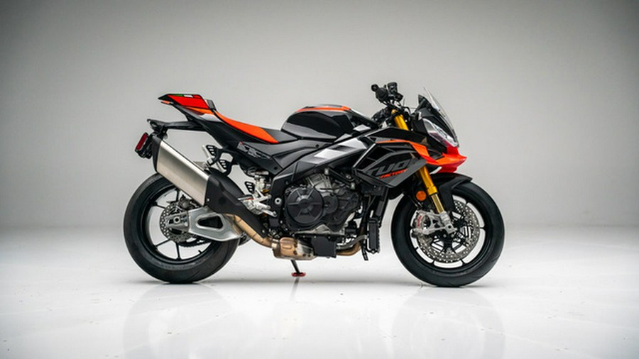 2026 Aprilia Tuono V4 Factory