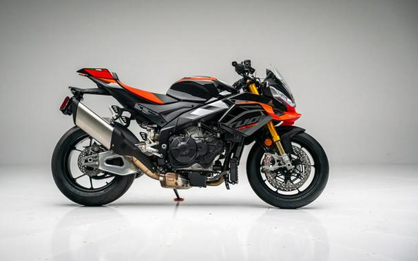 2026 Aprilia Tuono V4 Factory