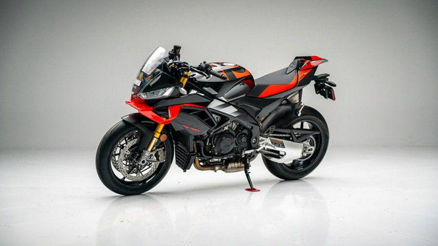 2026 Aprilia Tuono V4 Factory