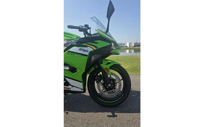 2026 Kawasaki Ninja® 500 SE ABS