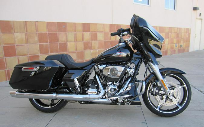 2026 Harley-Davidson Street Glide VIVID BLACK
