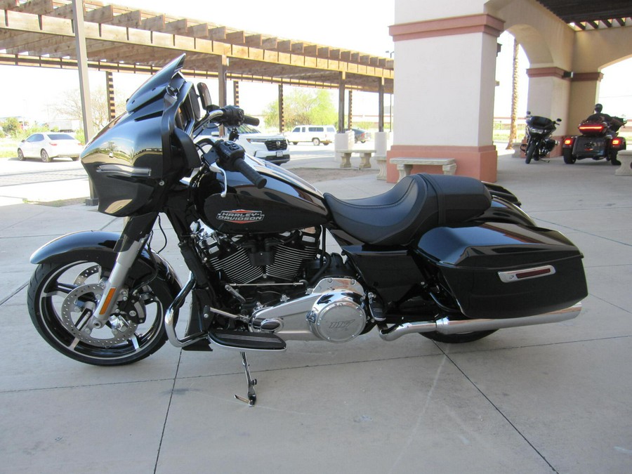 2026 Harley-Davidson Street Glide VIVID BLACK