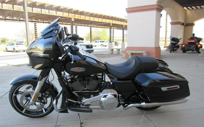 2026 Harley-Davidson Street Glide VIVID BLACK