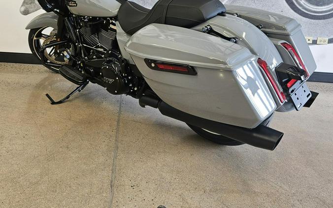 2026 Road Glide FLTRX