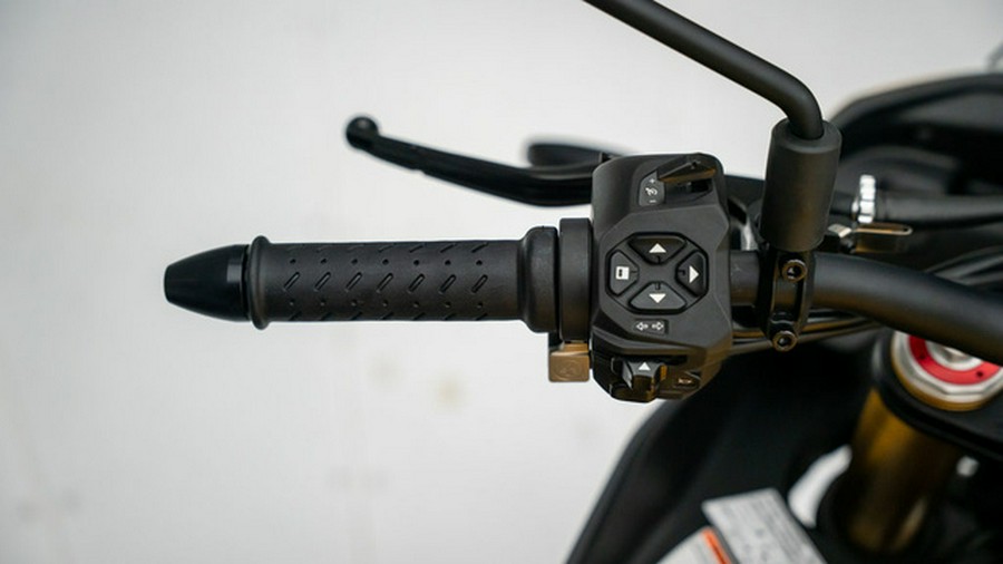 2026 Aprilia Tuono V4