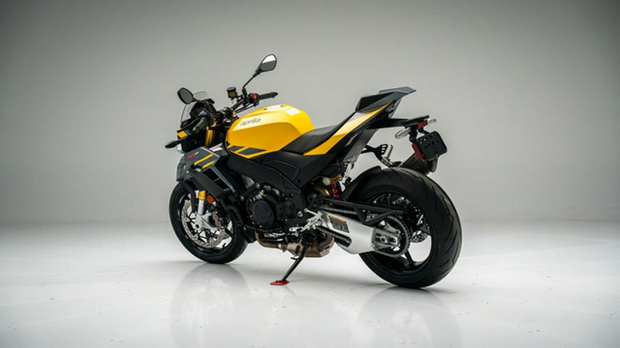 2026 Aprilia Tuono V4