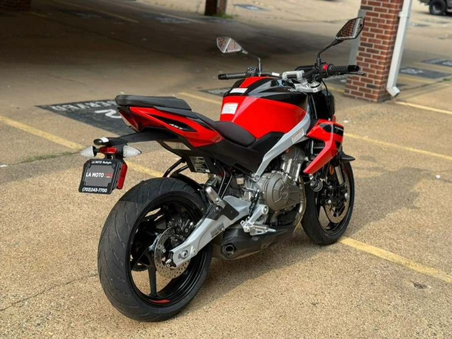 2026 Aprilia Tuono 457