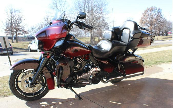 2018 Harley-Davidson® FLHTKSE - CVO™ Limited