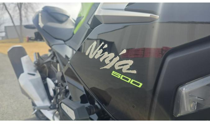 2026 Kawasaki Ninja® 500 SE ABS