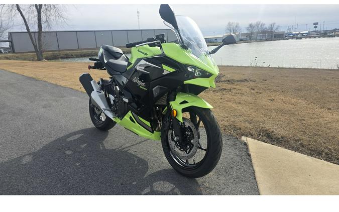2026 Kawasaki Ninja® 500 SE ABS