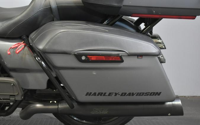2021 Harley-Davidson Road Glide Limited Gauntlet Gray Metallic - Black Finish