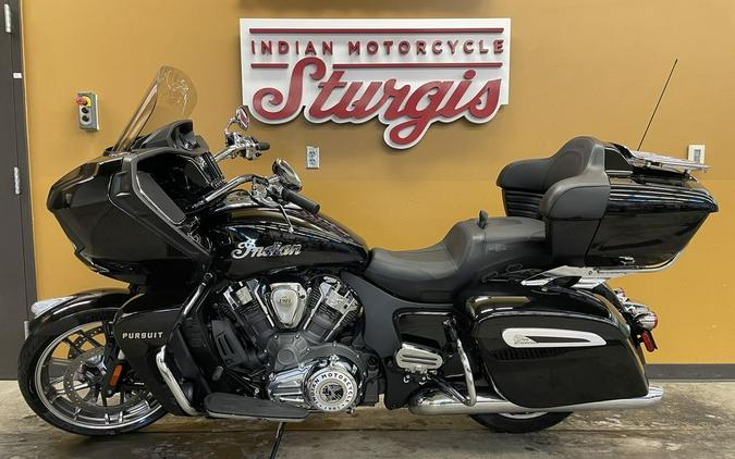 2023 Indian Motorcycle® Pursuit Limited Black Metallic