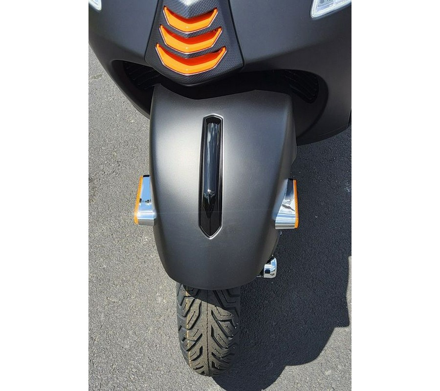 2025 Vespa GTS 310 SuperSport