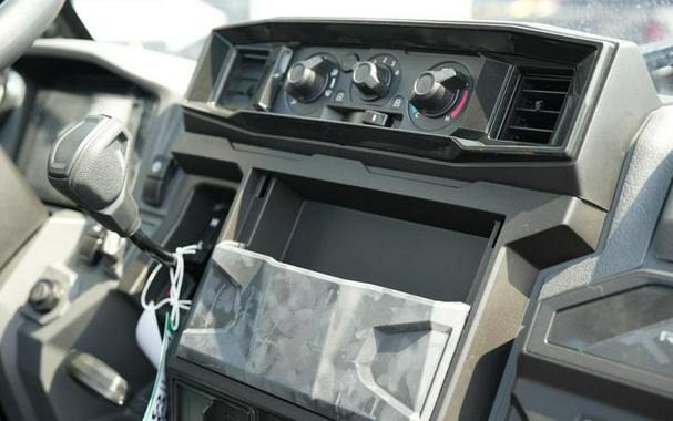 2025 Kawasaki Ridge® XR HVAC