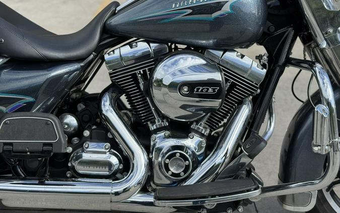 2015 Harley-Davidson® FLHR - Road King®