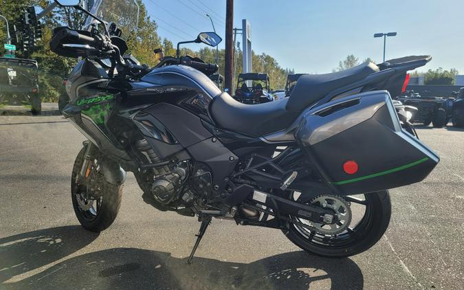 2022 Kawasaki Versys 1000 SE LT+