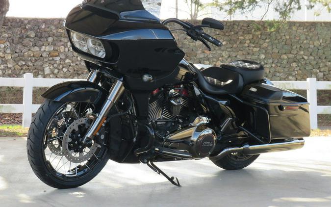 2022 Harley-Davidson® FLTRXSE - CVO™ Road Glide®