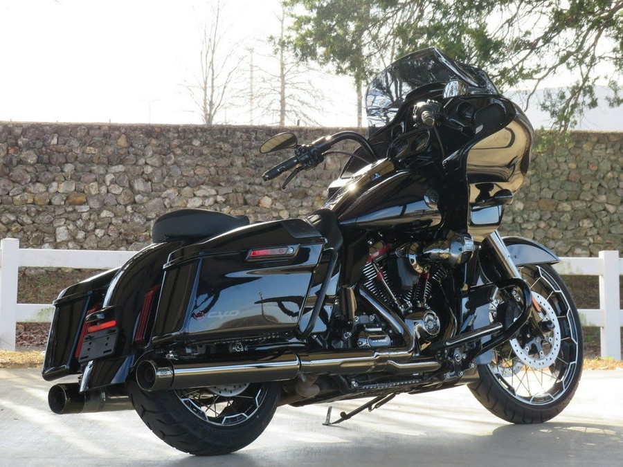 2022 Harley-Davidson® FLTRXSE - CVO™ Road Glide®