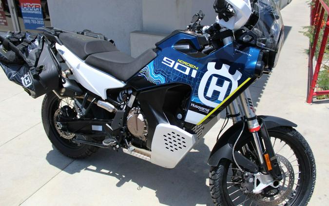 2024 Husqvarna® Norden 901 Expedition