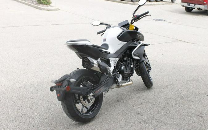 2024 Cfmoto 800NK