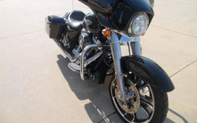 2023 Harley-Davidson® FLHX - Street Glide®