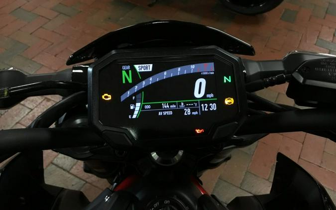 2024 Kawasaki Z900 ABS Candy Persimmon Red/Ebony