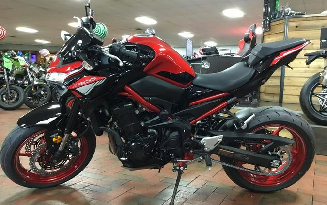 2024 Kawasaki Z900 ABS Candy Persimmon Red/Ebony